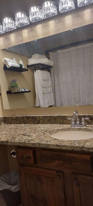 فيلا J.Creek Retreat, Creekside Townhouse +1 Car Garage ماجي فالي المظهر الخارجي الصورة